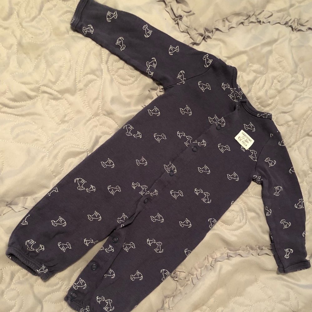 ❌❌SOLD❌❌Carters 3mo Boy Sleeper!